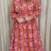 CurveWow Keyhole Front Dress Pink Chain