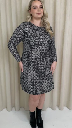 CurveWow Long Sleeve Swing Dress Mono Print