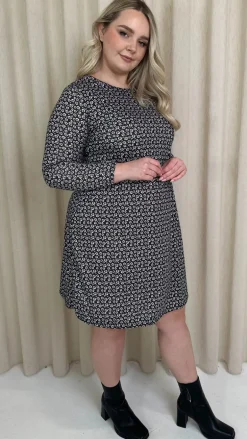 CurveWow Long Sleeve Swing Dress Mono Print