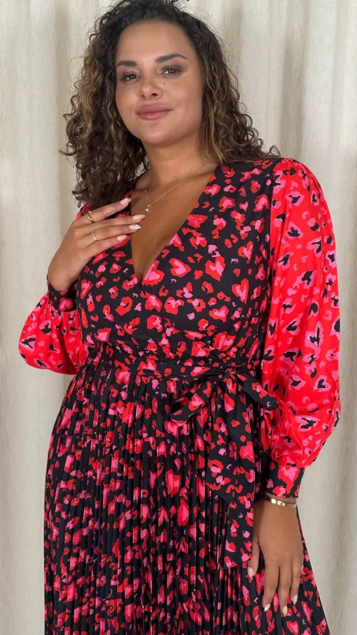 CurveWow Printed Pleated Midi Dress Red Animal Mix