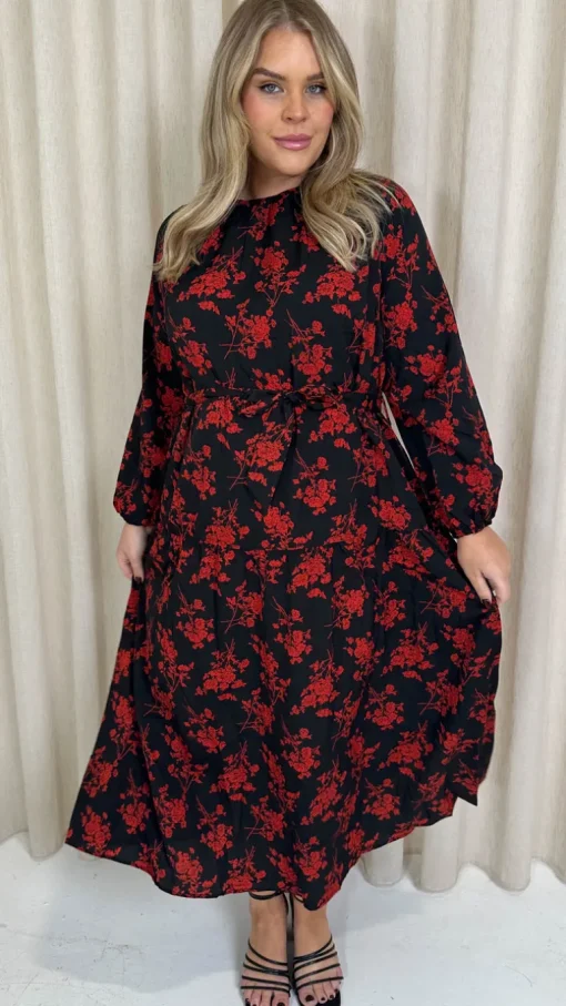 CurveWow Round Neck Tiered Midaxi Dress Red Floral