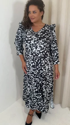 CurveWow Ruffle Shoulder V Neck Midi Dress Mono Smudge