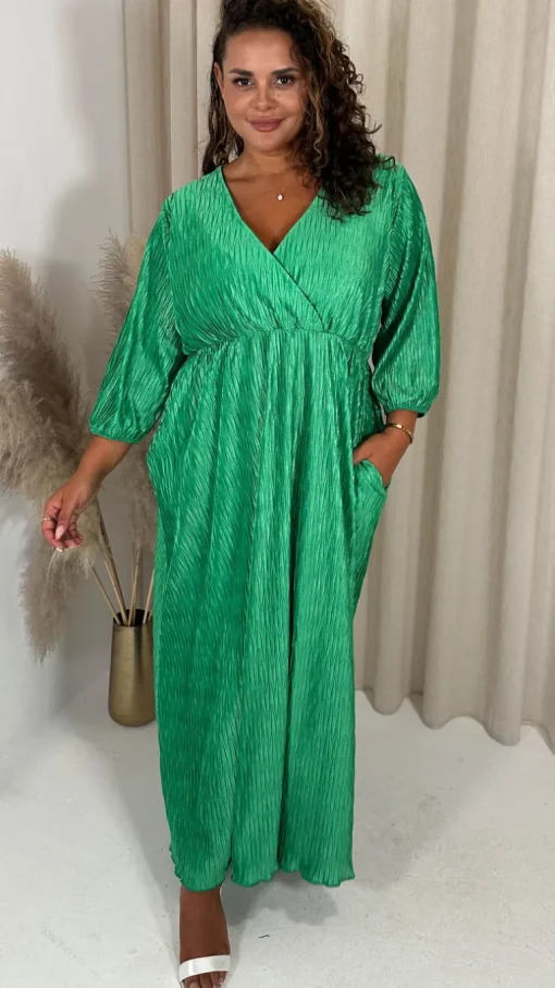 CurveWow Zigzag Plisse Balloon Sleeve Maxi Dress Green