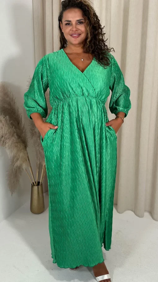 CurveWow Zigzag Plisse Balloon Sleeve Maxi Dress Green