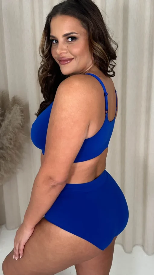 Curvy Seam Free Adjustable Comfort Bra Blue