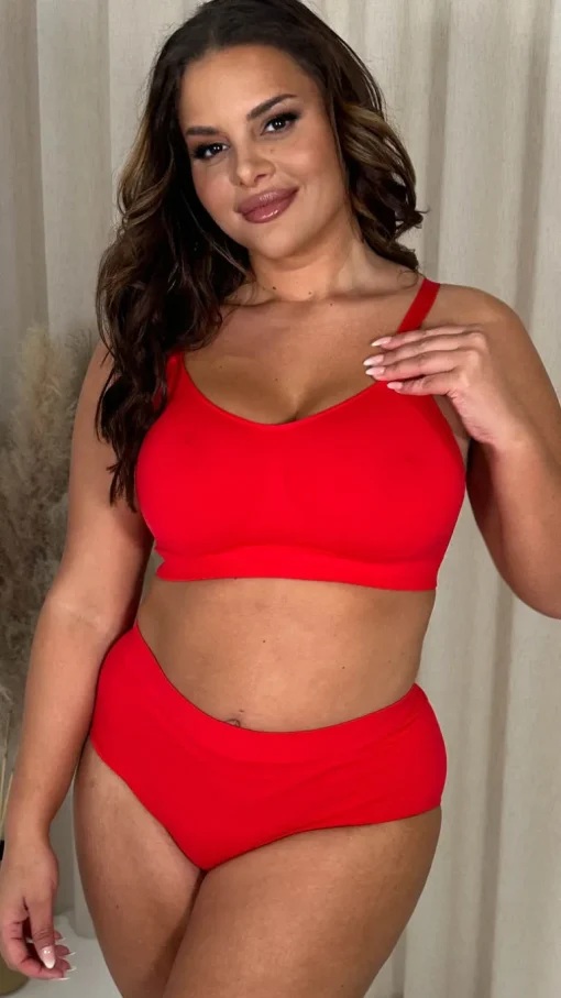 Curvy Seam Free Comfort Brief Red