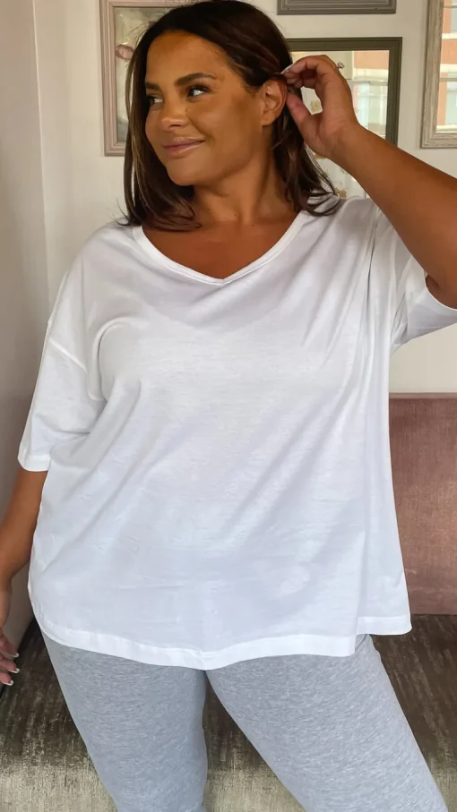 CurveWow Oversized V Neck Basic T-Shirt White